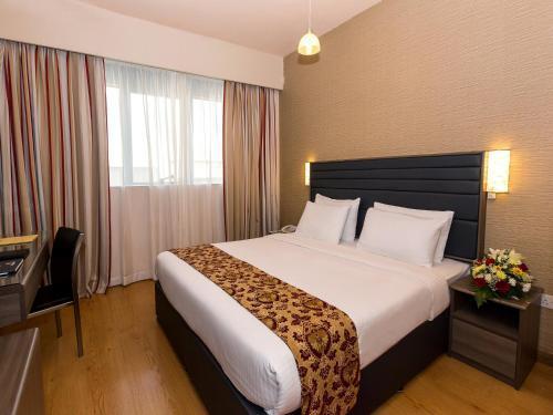 דובאי Oasis Deira Hotel מראה חיצוני תמונה